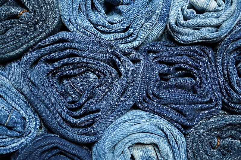 Grasflecken aus Jeans und Trikots entfernen
